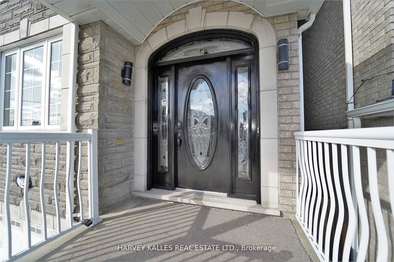 Preview image for 72 Branstone Rd, Toronto