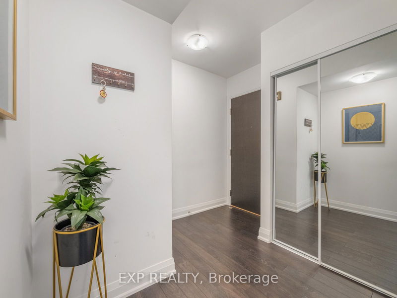 Preview image for 1461 Lawrence Ave W #1605, Toronto