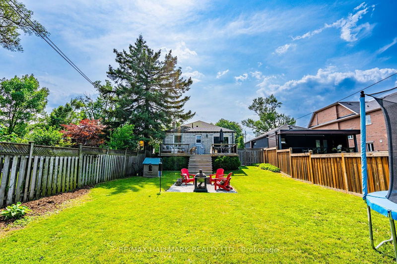 Preview image for 41 Treeview Dr, Toronto