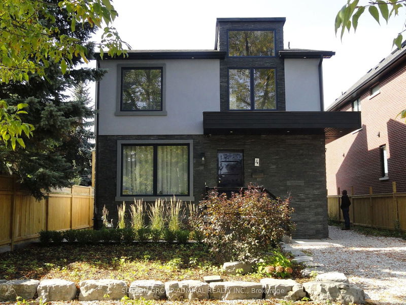 Preview image for 4 Treeview Dr, Toronto