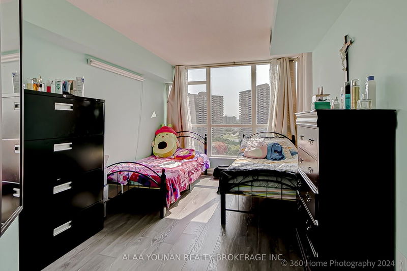 Preview image for 1 Rowntree Rd #1206, Toronto