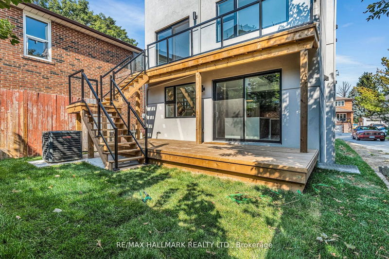 Preview image for 53 Buttonwood Ave, Toronto