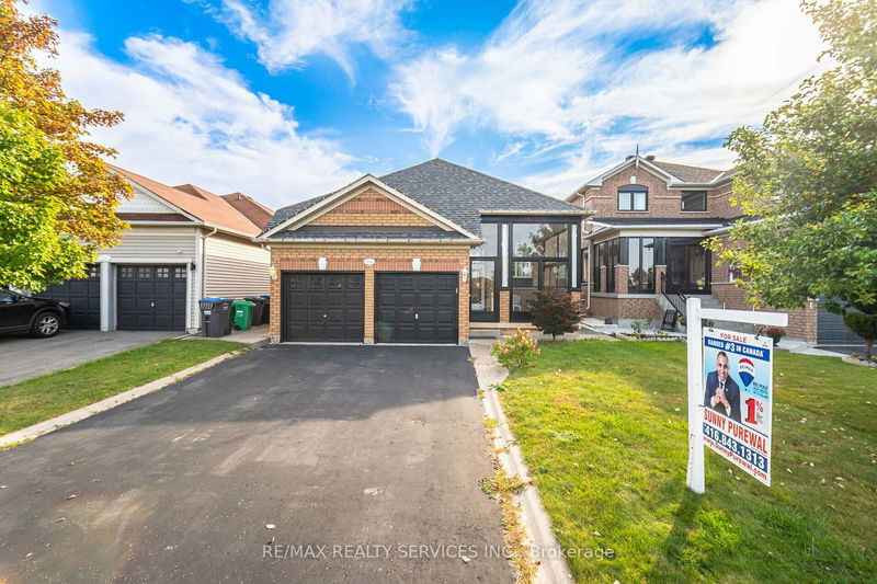 Preview image for 54 Fletchers Creek Blvd, Brampton