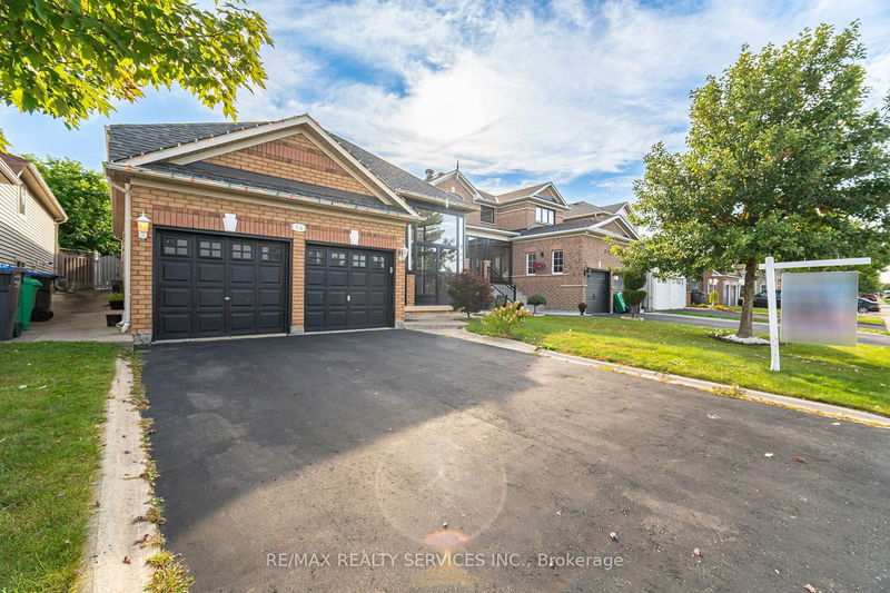 Preview image for 54 Fletchers Creek Blvd, Brampton