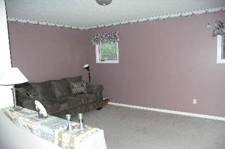 Preview image for 43 Fern Valley Cres, Brampton