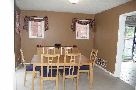 Preview image for 43 Fern Valley Cres, Brampton