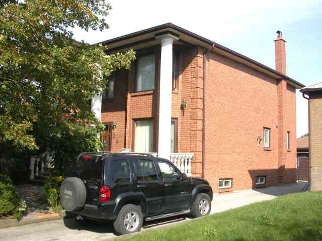 Preview image for 14 Brome Rd, Toronto