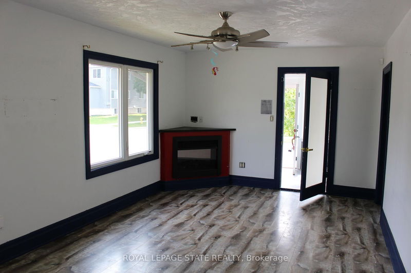 Preview image for 304 Nelson St, Brantford