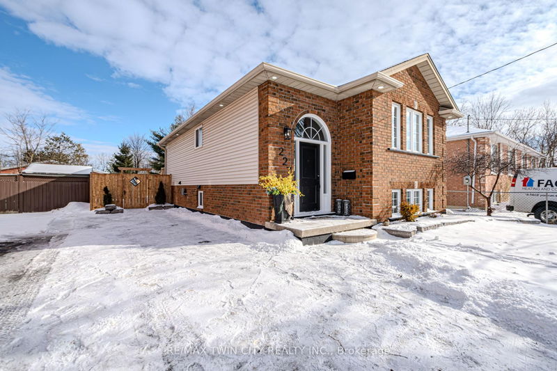 Preview image for 227 Charing Cross St, Brantford