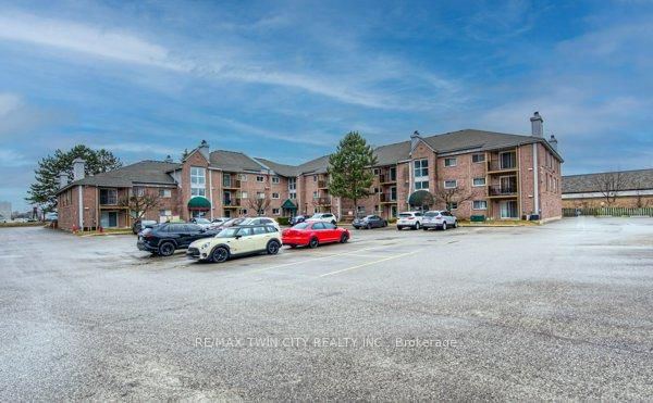 Preview image for 3085 Kingsway Dr #44, Kitchener