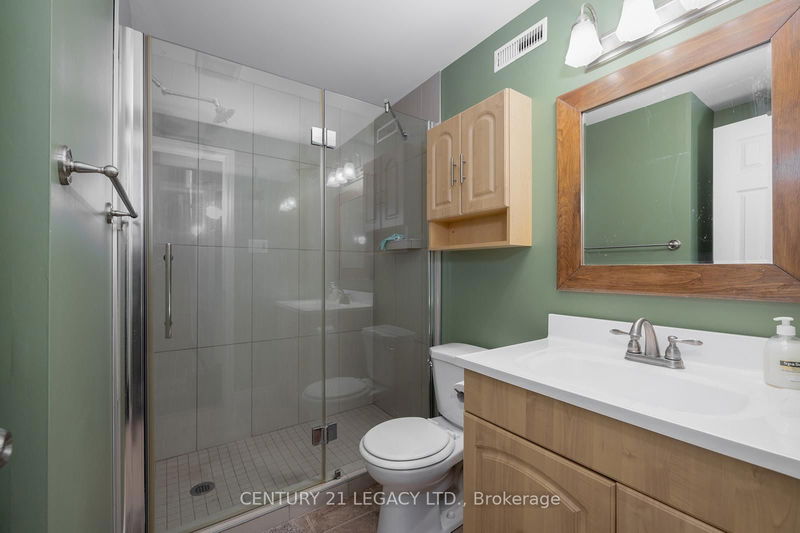 Preview image for 971 Eagle Cres, London South