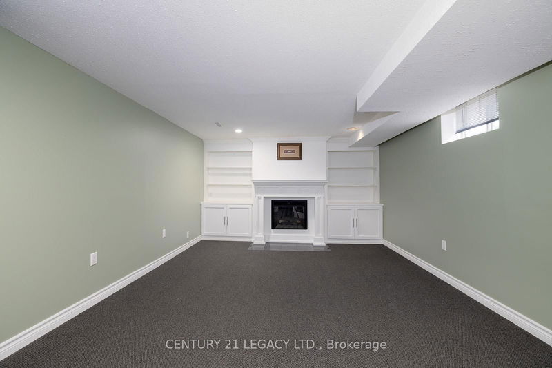 Preview image for 971 Eagle Cres, London South