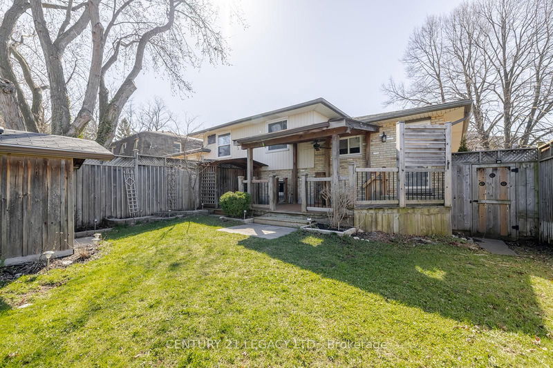 Preview image for 971 Eagle Cres, London South
