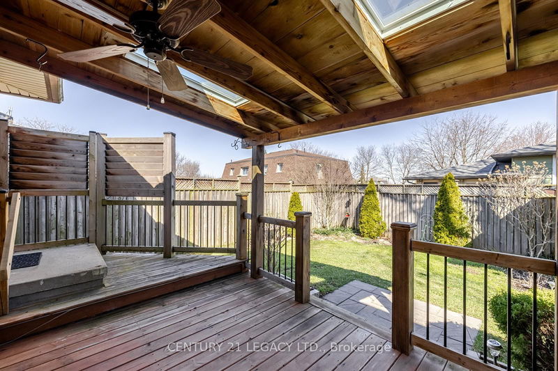 Preview image for 971 Eagle Cres, London South
