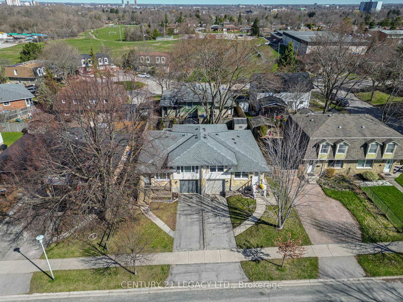 Preview image for 971 Eagle Cres, London South