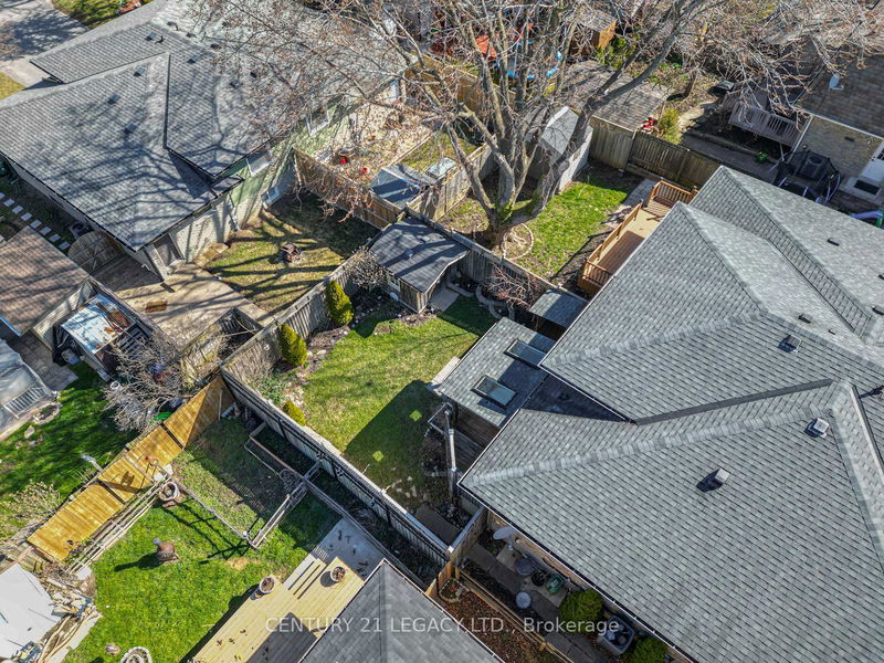 Preview image for 971 Eagle Cres, London South