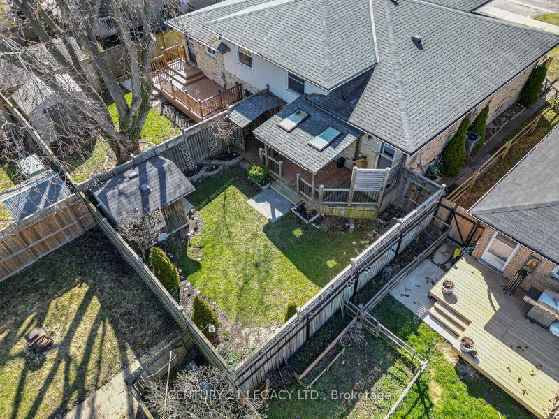 Preview image for 971 Eagle Cres, London South