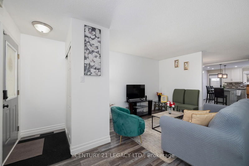 Preview image for 971 Eagle Cres, London South