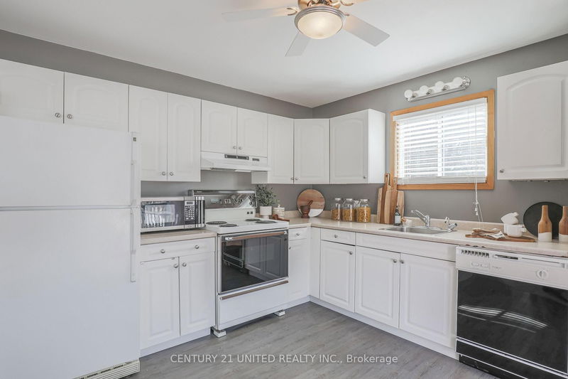 Preview image for 29 Clear Lake Crt, Hastings