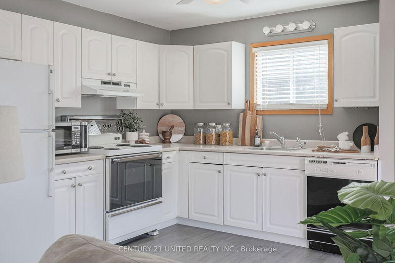 Preview image for 29 Clear Lake Crt, Hastings