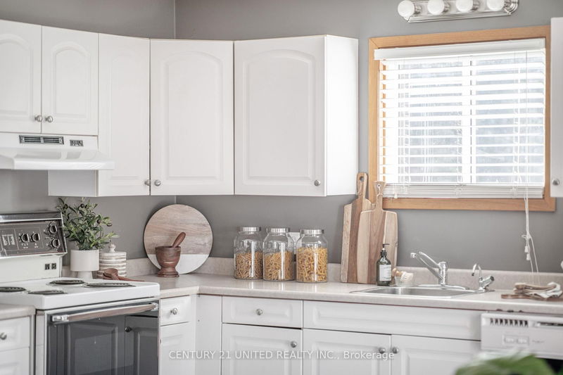 Preview image for 29 Clear Lake Crt, Hastings