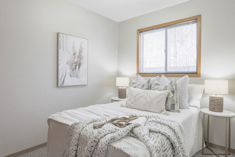Preview image for 29 Clear Lake Crt, Hastings
