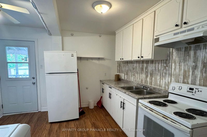 Preview image for 88 Albert St S, Kawartha Lakes