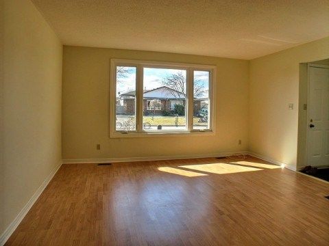 Preview image for 8141 Post Rd, Niagara Falls