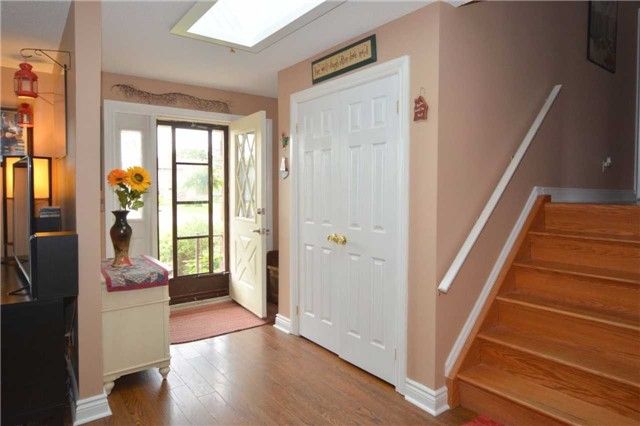 Preview image for 9 Longfield Dr, Kawartha Lakes