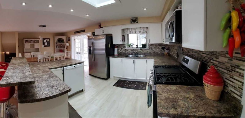 Preview image for 9 Longfield Dr, Kawartha Lakes