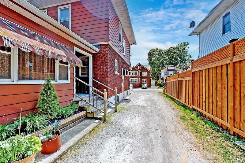 Preview image for 4339 Seneca St, Niagara Falls