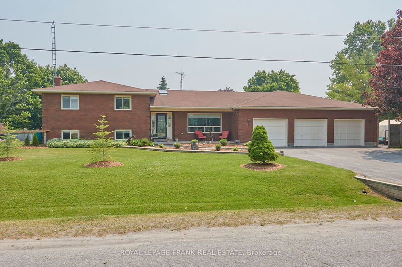 Preview image for 9 Longfield Dr, Kawartha Lakes