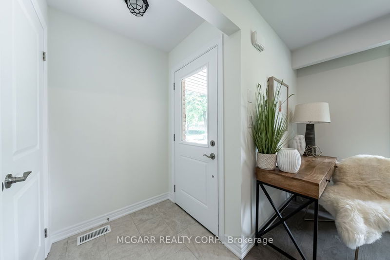 Preview image for 4607 Sussex Dr, Niagara Falls
