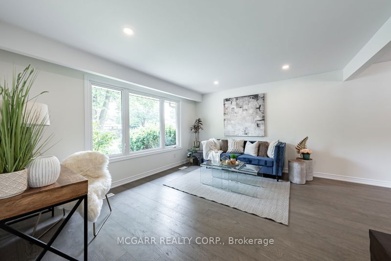 Preview image for 4607 Sussex Dr, Niagara Falls