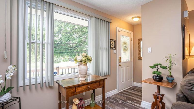 Preview image for 971 Eagle Cres, London