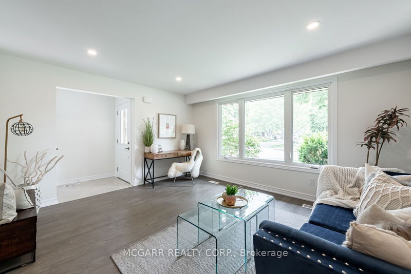 Preview image for 4607 Sussex Dr, Niagara Falls