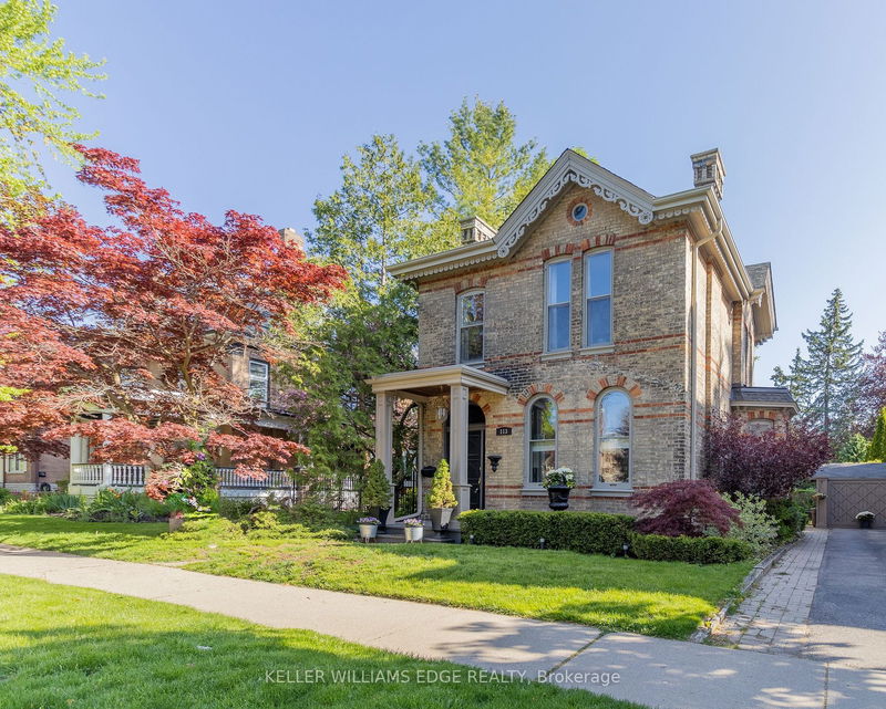 Preview image for 113 Dufferin Ave, Brantford