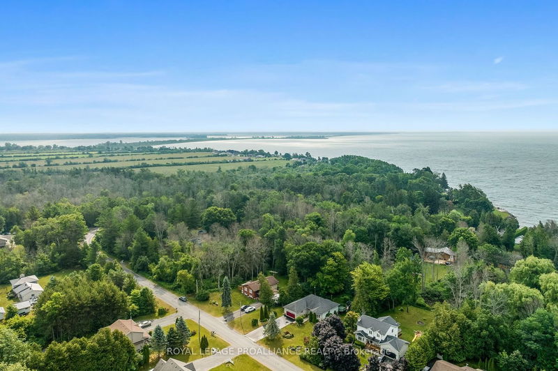 Preview image for 349 Barcovan Beach Rd, Quinte West