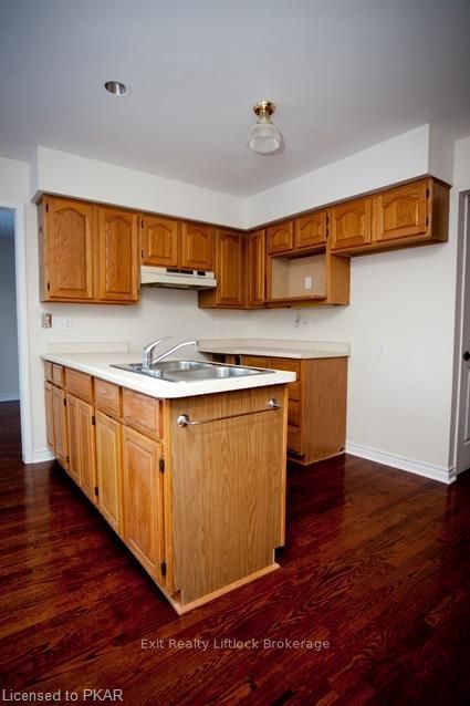 Preview image for 655 Pinewood Drive, Peterborough