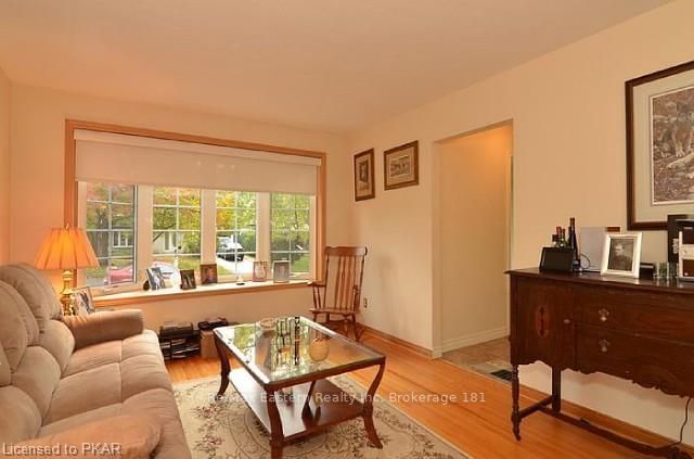Preview image for 147 Greenhill Dr, Peterborough