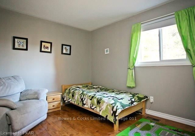 Preview image for 655 Pinewood Dr, Peterborough
