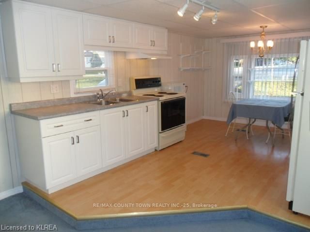 Preview image for 15 Homewood Ave, Kawartha Lakes