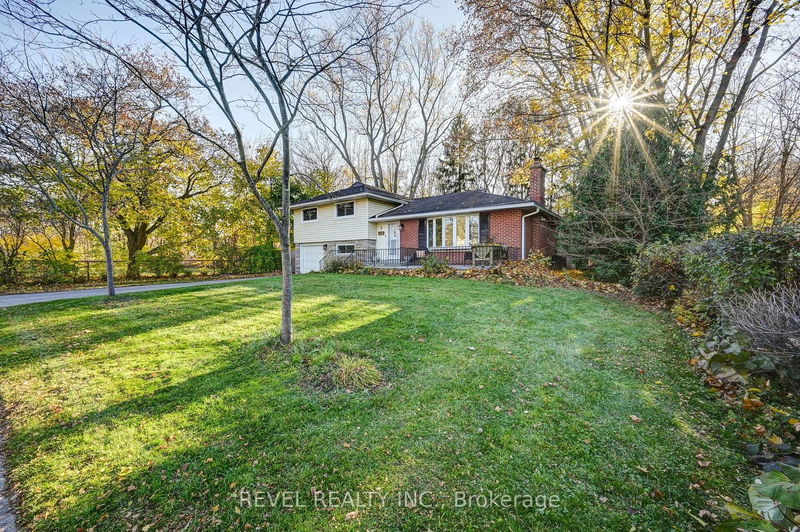 Preview image for 3 Dundana Ave, Hamilton