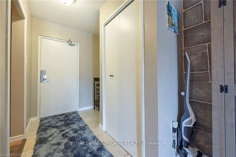Preview image for 583 Mornington Ave #110, London