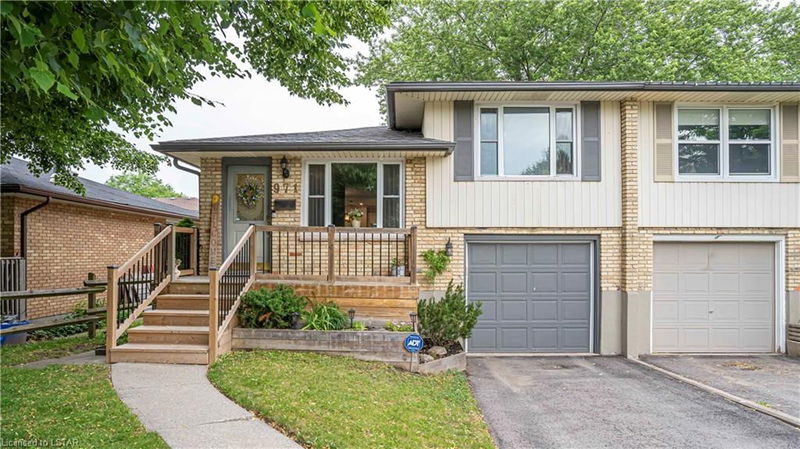 Preview image for 971 Eagle Crescent, London