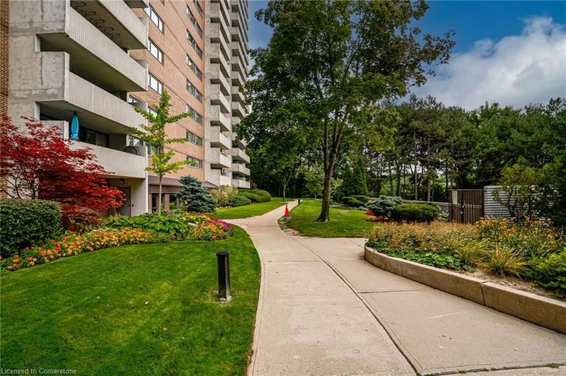 Preview image for 250 Scarlett Road #PH 2012, Toronto